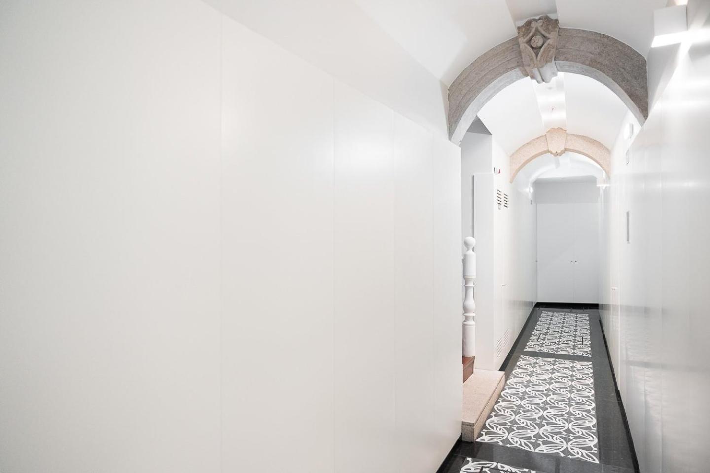 Guestready - Contemporary Studio In Порту Екстер'єр фото